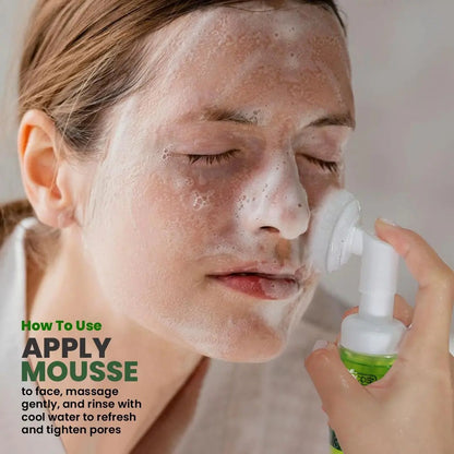 Aloe Vera Face Wash Mousse – Refreshing Foaming Cleanser with Vitamin E & Pro-Vitamin B5 | Deep Pore Cleansing, Hydrating, Anti-Breakout Formula – 120ml – Beauty Gains